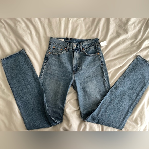 GAP Sky High Straight Leg Jeans - Picture 6 of 8